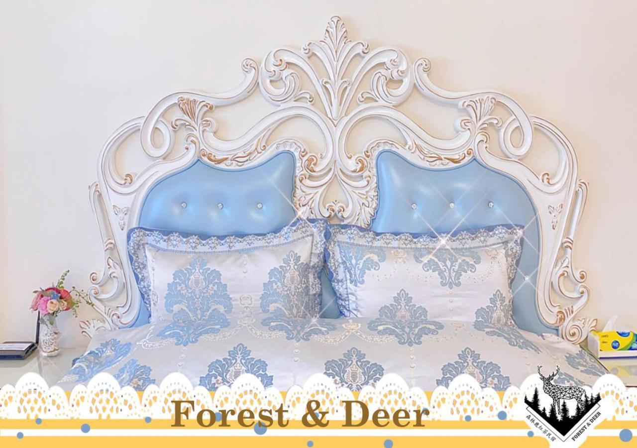 Forest Deer Black Tea Homestay Tainan Bagian luar foto